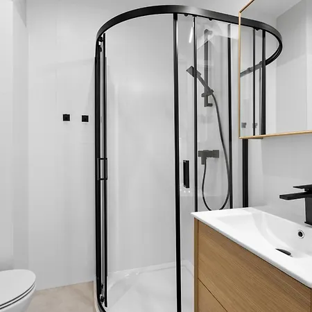 Nowoczesne I Eleganckie Oraz Z Balkonami W Poznaniu By Renters * بوزنان