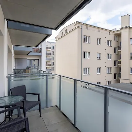 Nowoczesne I Eleganckie Oraz Z Balkonami W Poznaniu By Renters * Posen