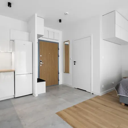 Nowoczesne I Eleganckie Very Berry W Poznaniu By Renters Apartament *