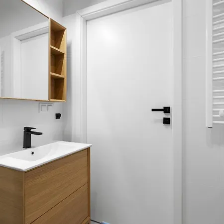 Nowoczesne I Eleganckie Oraz Z Balkonami W Poznaniu By Renters Διαμέρισμα *