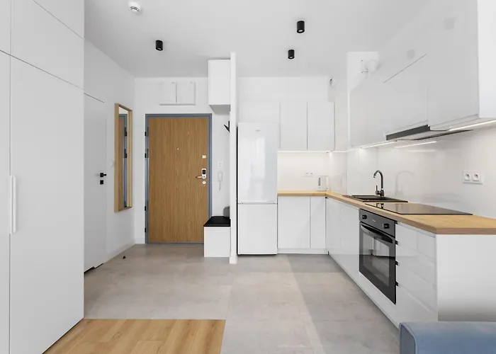 Nowoczesne I Eleganckie Very Berry W Poznaniu By Renters Appartamento *