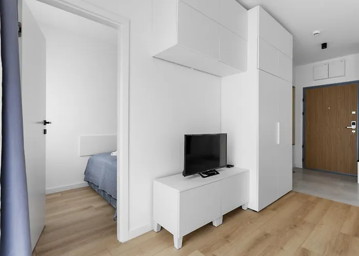 Nowoczesne I Eleganckie Very Berry W Poznaniu By Renters Appartamento