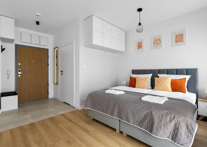 Appartamento Nowoczesne I Eleganckie Very Berry W Poznaniu By Renters *